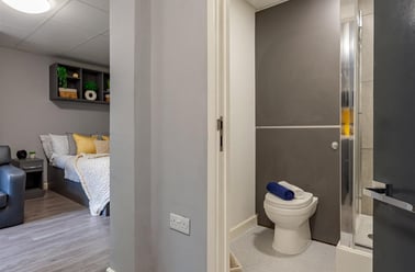 Cromwell Range, Fallowfield, Manchester - Image 2